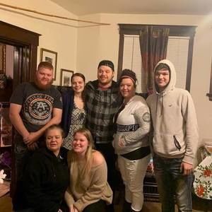 Meet your Posher, Dennis